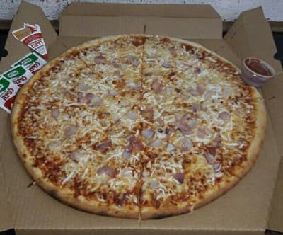 פיצה משולש.jpg