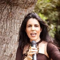 איריס יערי זמרת מקצועית לאירועים image